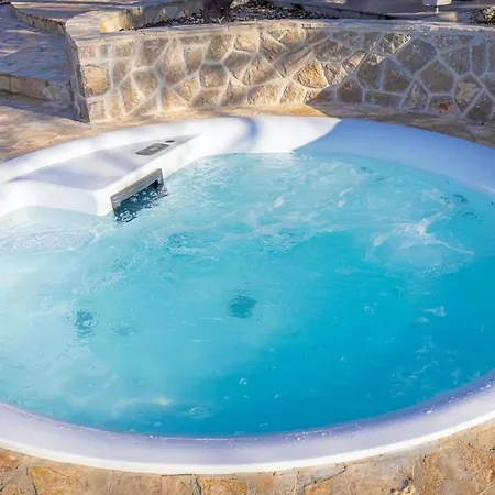 Laria Holiday home *