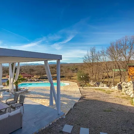 Ferienhaus Laria Brusici