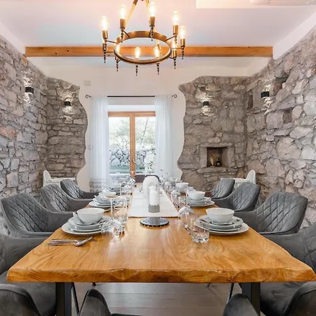 Ferienhaus Laria Brusici